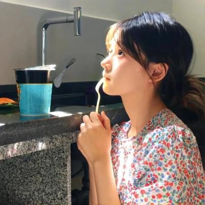 青春向前行